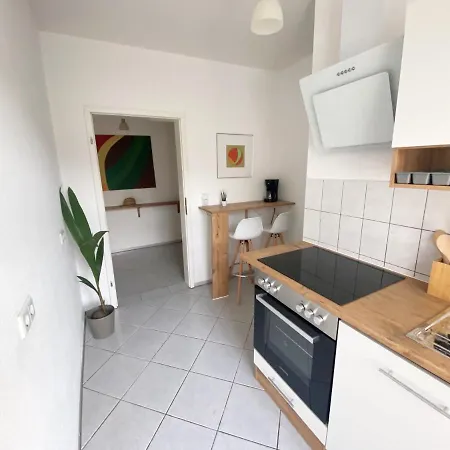 아파트 Schoene, Ruhige Zweiraumwohnung Im Angesagten Altlindenau *