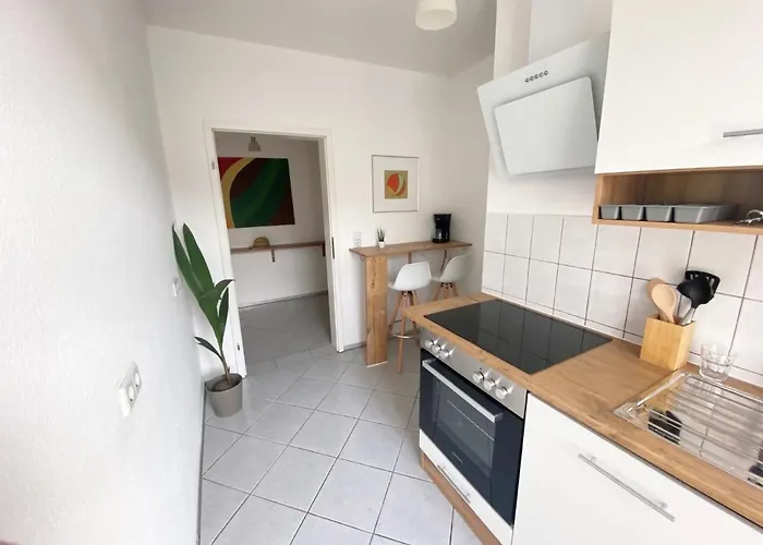 Apartman Schoene, Ruhige Zweiraumwohnung Im Angesagten Altlindenau *