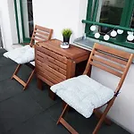 Apartment Schoene, Ruhige Zweiraumwohnung Im Angesagten Altlindenau