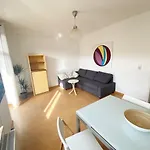 Schoene, Ruhige Zweiraumwohnung Im Angesagten Altlindenau Apartment *
