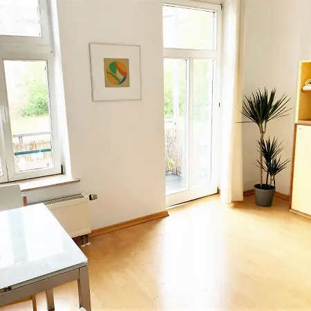 公寓 Schoene, Ruhige Zweiraumwohnung Im Angesagten Altlindenau *