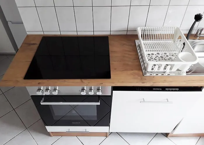 Apartment Schoene, Ruhige Zweiraumwohnung Im Angesagten Altlindenau *